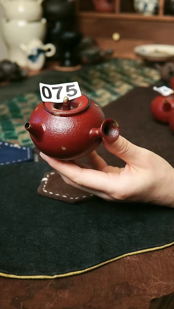 紫砂全手工系列-125毫升侧把茶壶