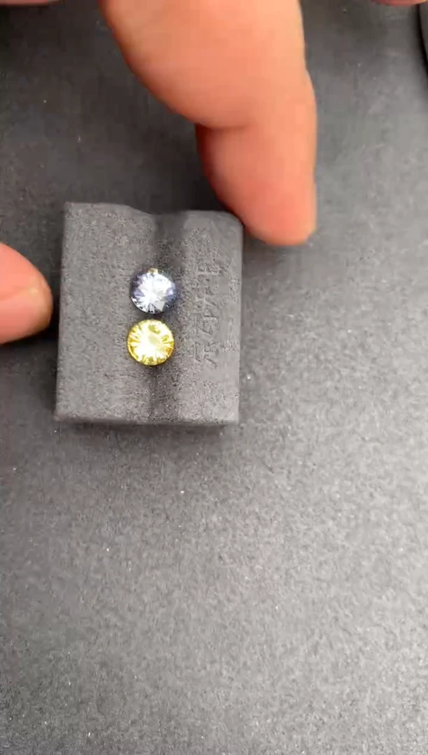 裸石彩色蓝宝石2.2ct撞色蓝宝 AH 定制