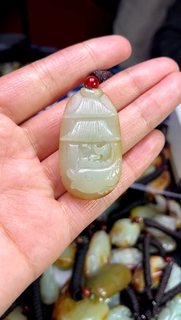 【闪购商品】和田玉颈饰未镶嵌1