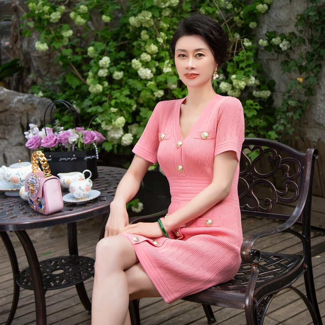 EDFNOT/杨红霞汝意YNG法式V领短袖连衣裙/18181386