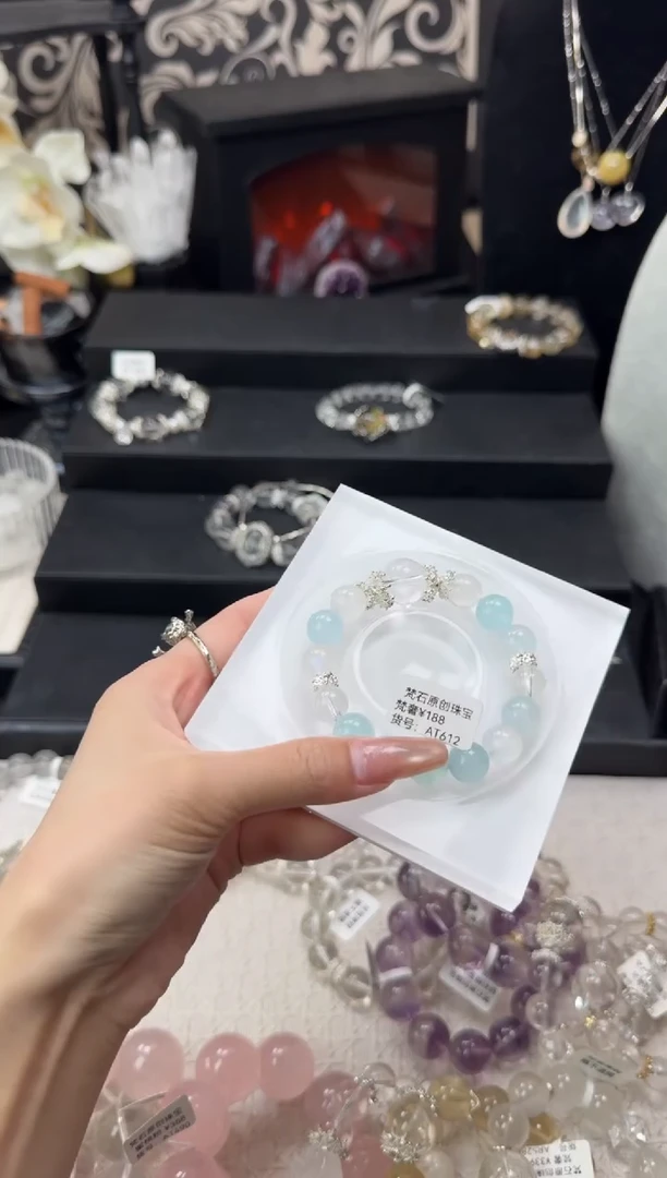 水晶手链未镶嵌A****女天然水晶 多样性发其一