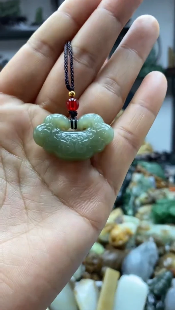 和田玉未镶嵌挂件1