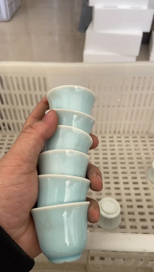 无运费险有瑕疵的摄影的产品有使用过的痕迹有点脏介意勿拍