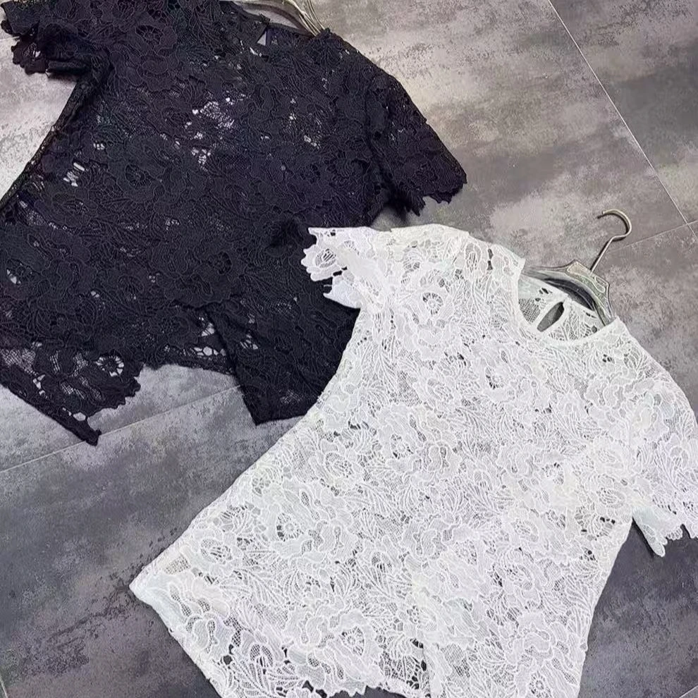 潘老板【复古重工】夏季新款圆领花朵镂空不规则短袖6617