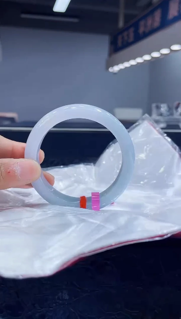 未镶嵌手镯翡翠16