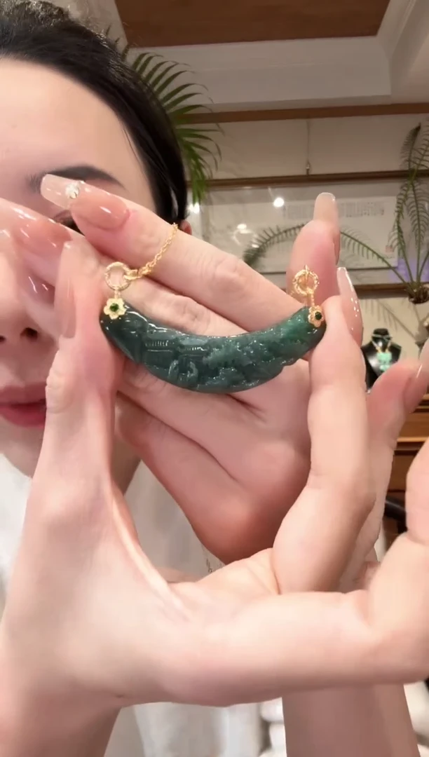 【闪购商品】翡翠颈饰未镶嵌国风