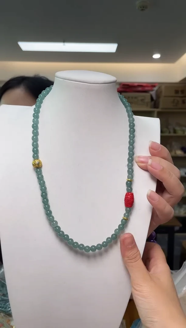 翡翠未镶嵌颈饰（多样性单个发货）