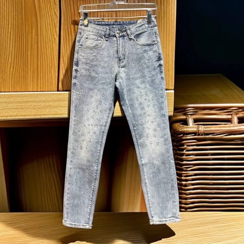 维斯克纳直筒小脚裤时尚夏季薄款牛仔裤潮流个性烫钻修身长裤百搭