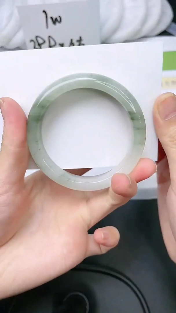 石英质玉手镯未镶嵌42-52.5