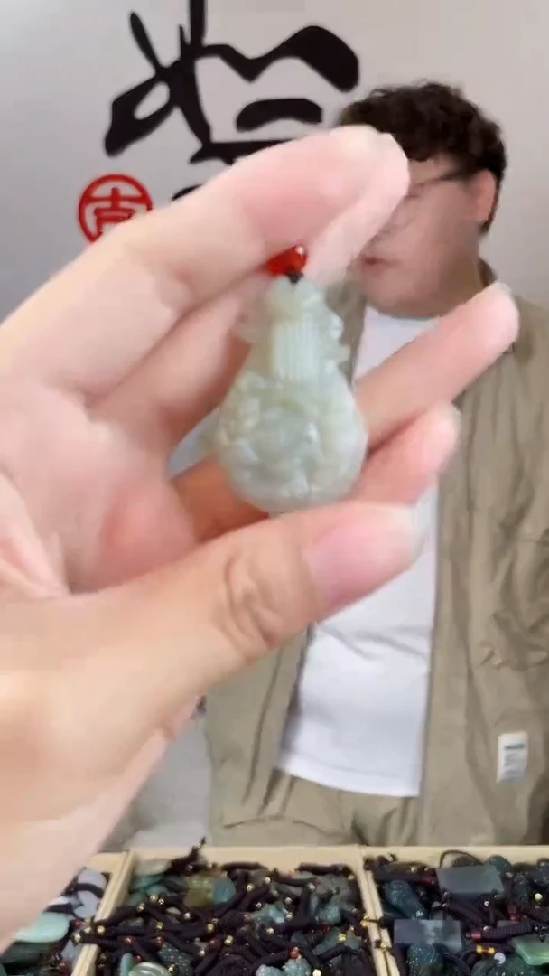 和田玉未镶嵌挂件 多样性发货，拍一发一