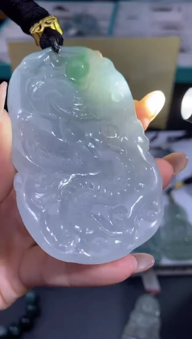 颈饰未镶嵌翡翠38126