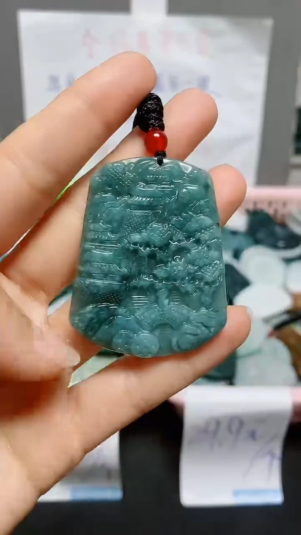 【闪购商品】翡翠颈饰未镶嵌天然翡翠A货