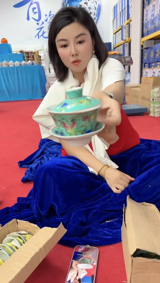 陶瓷盖子款三才盖碗绿蝴蝶