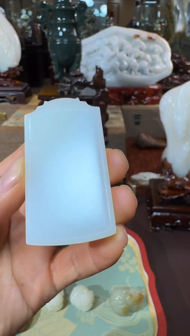 颈饰未镶嵌和田玉无事牌挂件