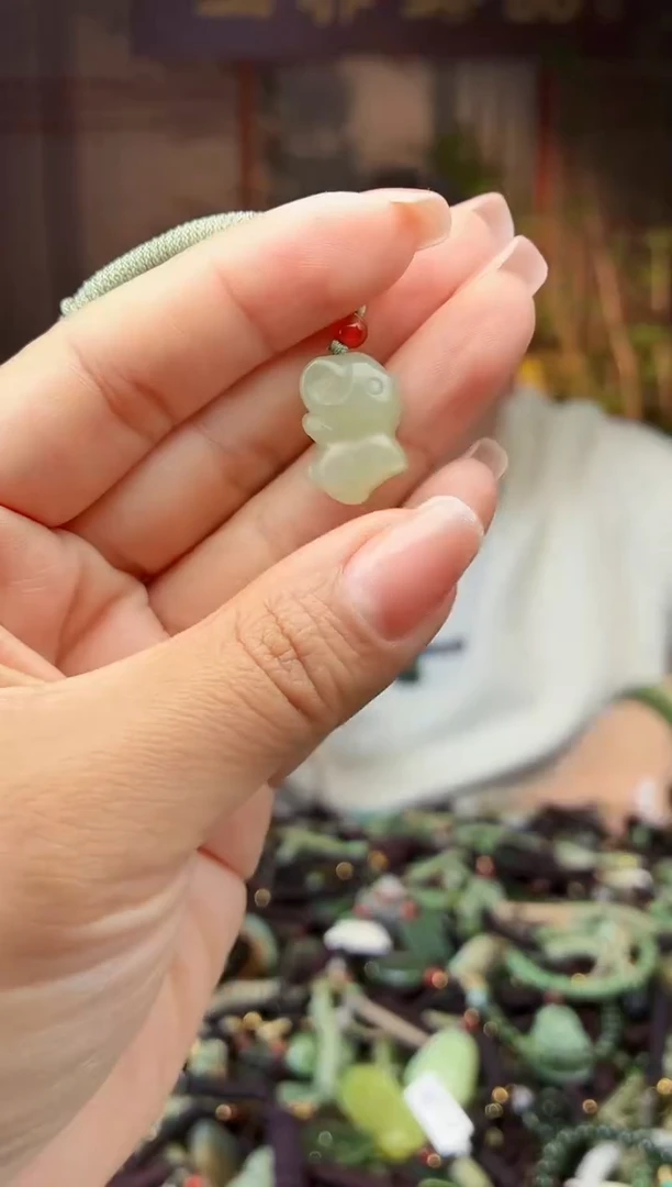 颈饰未镶嵌和田玉多样性发货拍一发一