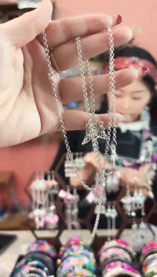 艺枝独绣手工饰品155