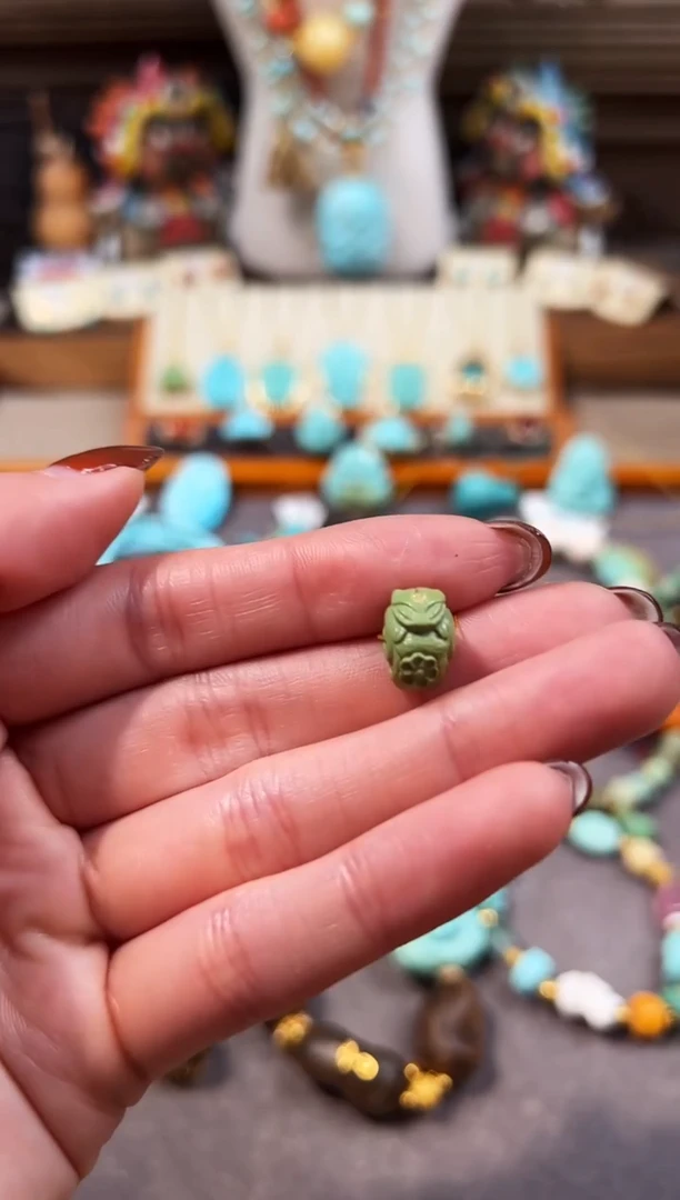 未镶嵌绿松石配饰凤九扣子