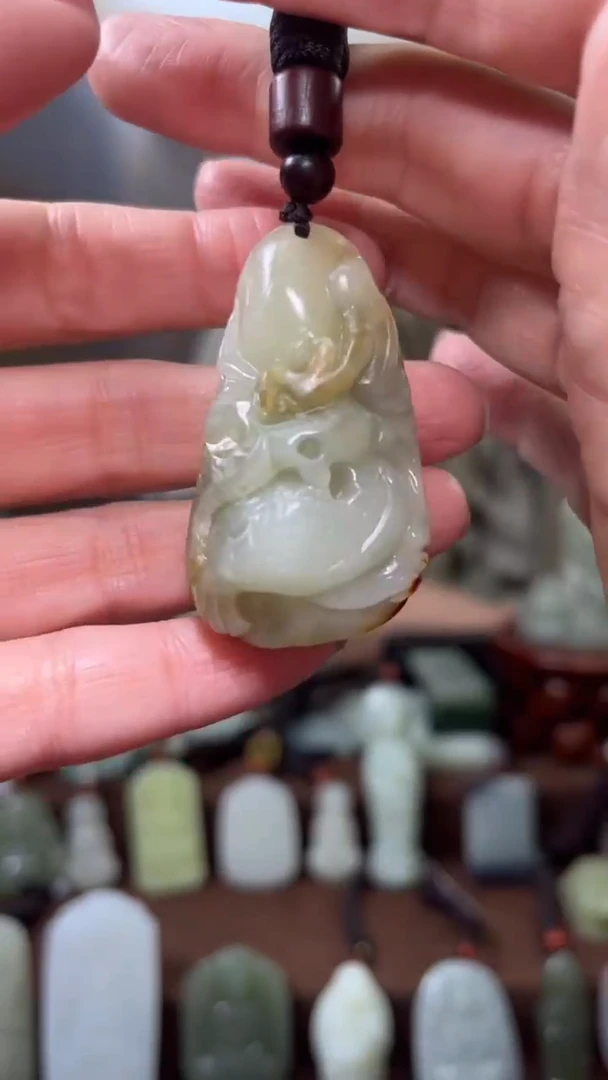 颈饰未镶嵌和田玉·