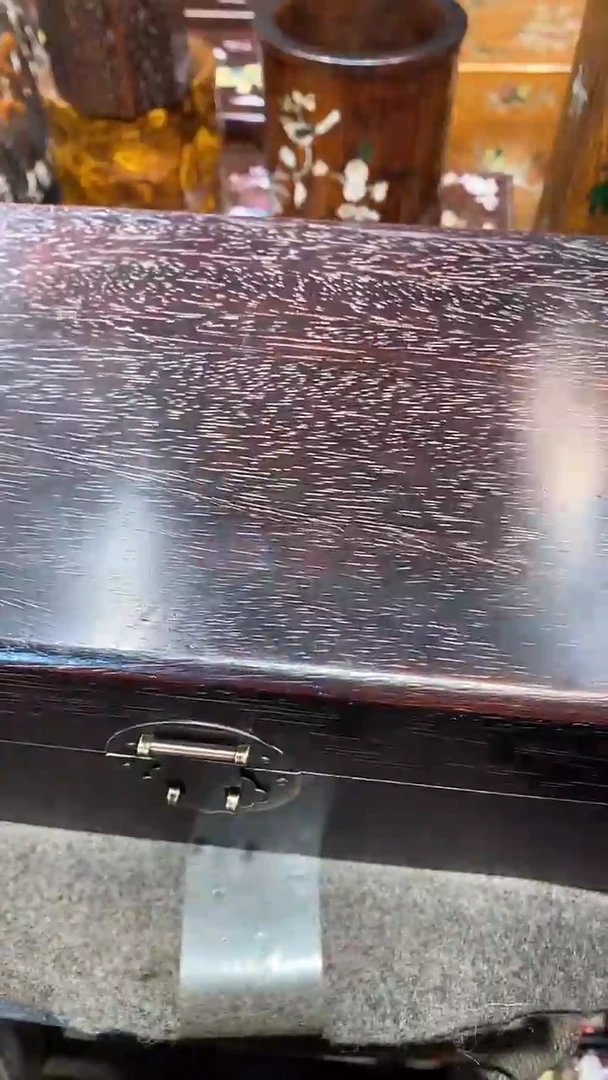 木木雕款大盒子一个