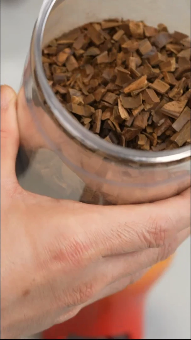 沉香沉香碎屑加雅布拉土沉小料2g（形状随机）