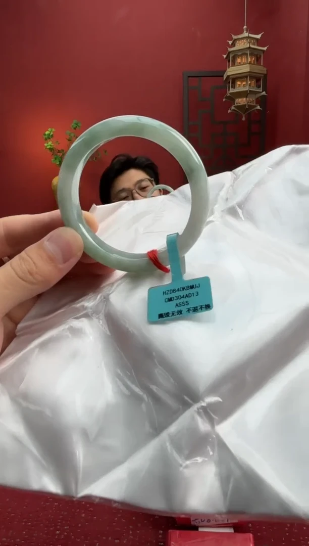 未镶嵌手镯（圆镯）翡翠翡翠手镯13