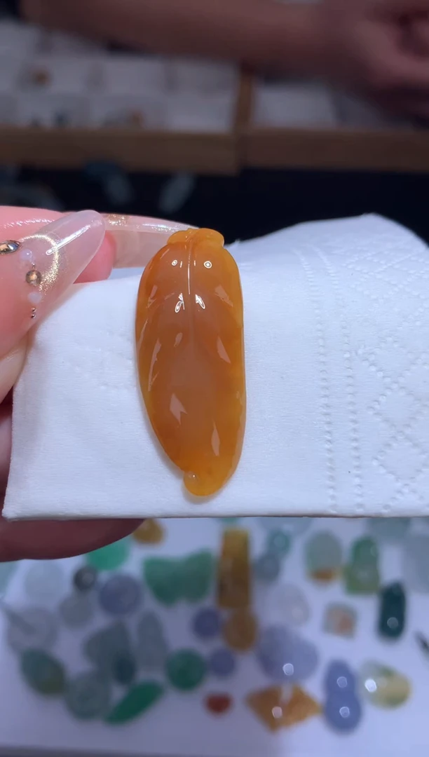 未镶嵌定制翡翠叶子