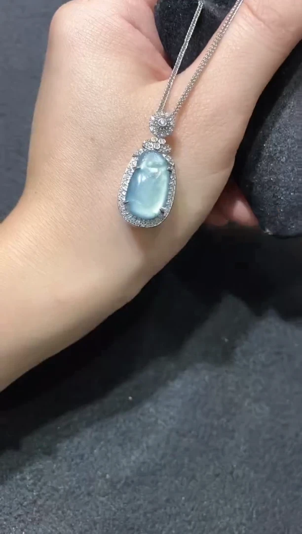 翡翠未镶嵌吊坠(不含链)多样性发货不含链其一