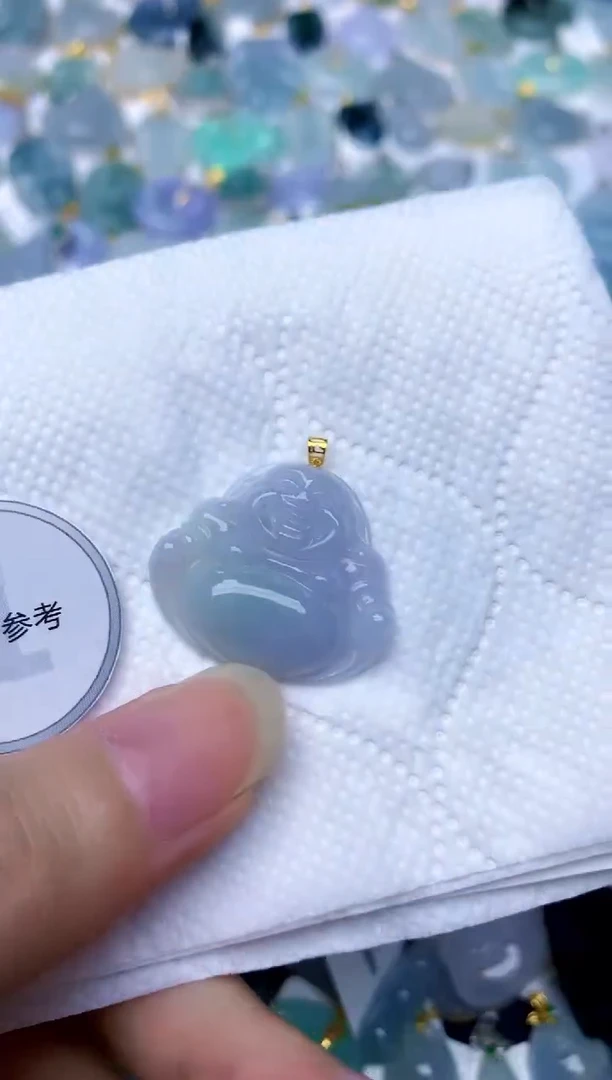 颈饰18K金镶嵌翡翠天然A货翡翠