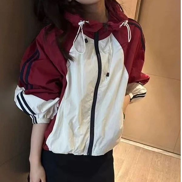 欧洲站2025早春新撞色宽松连帽拉链休闲百搭冲锋衣短外套女11915