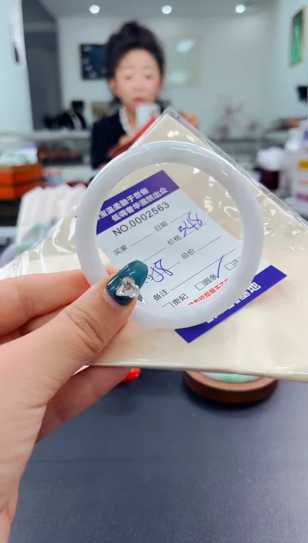 翡翠手镯未镶嵌天然缅甸A货翡翠