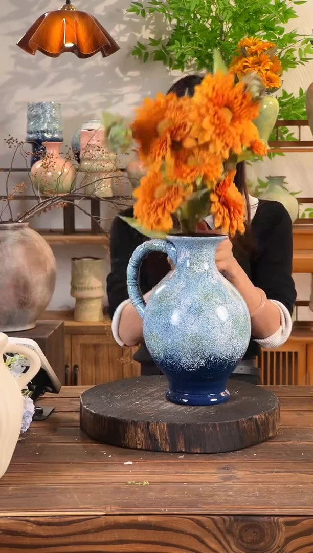 蔚蓝海岸-大肚提壶