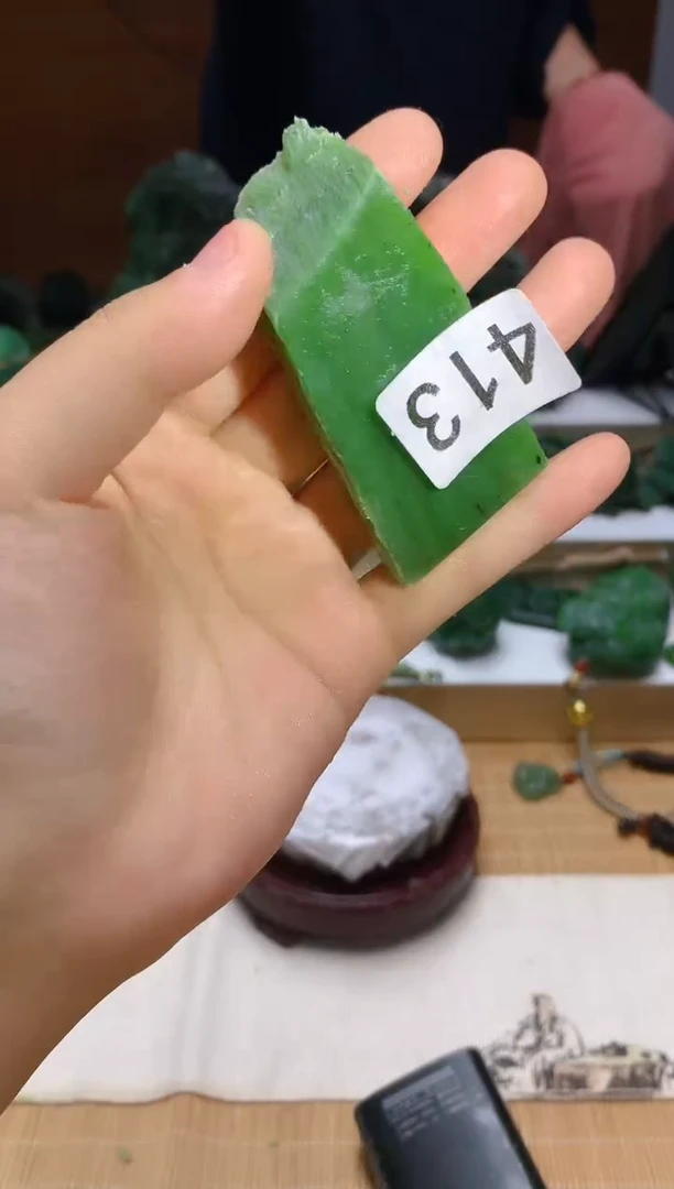 未镶嵌和田玉（碧玉）珠宝半成品向**生1