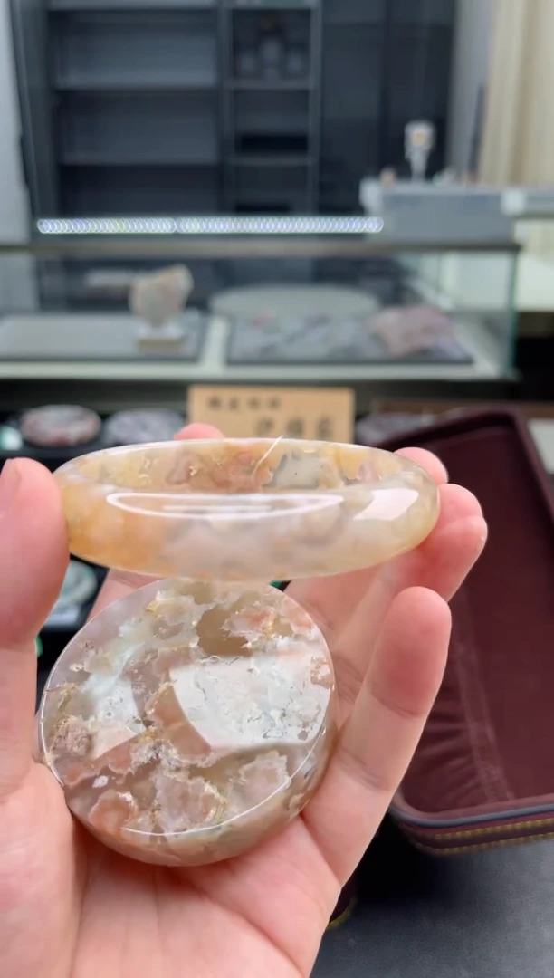 石英质玉手镯未镶嵌62圈口（赠送镯心）6359101