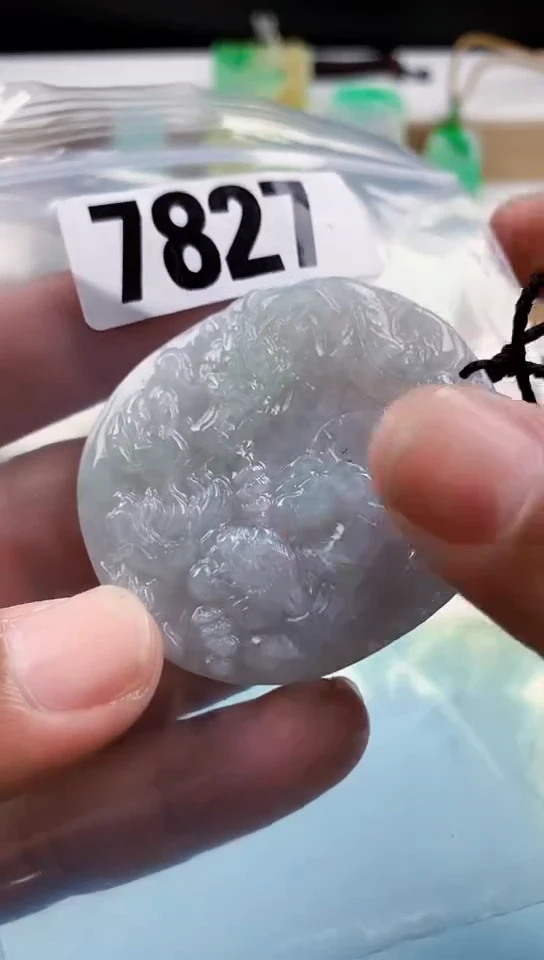 【闪购商品】翡翠挂件未镶嵌天然翡翠吊坠挂件