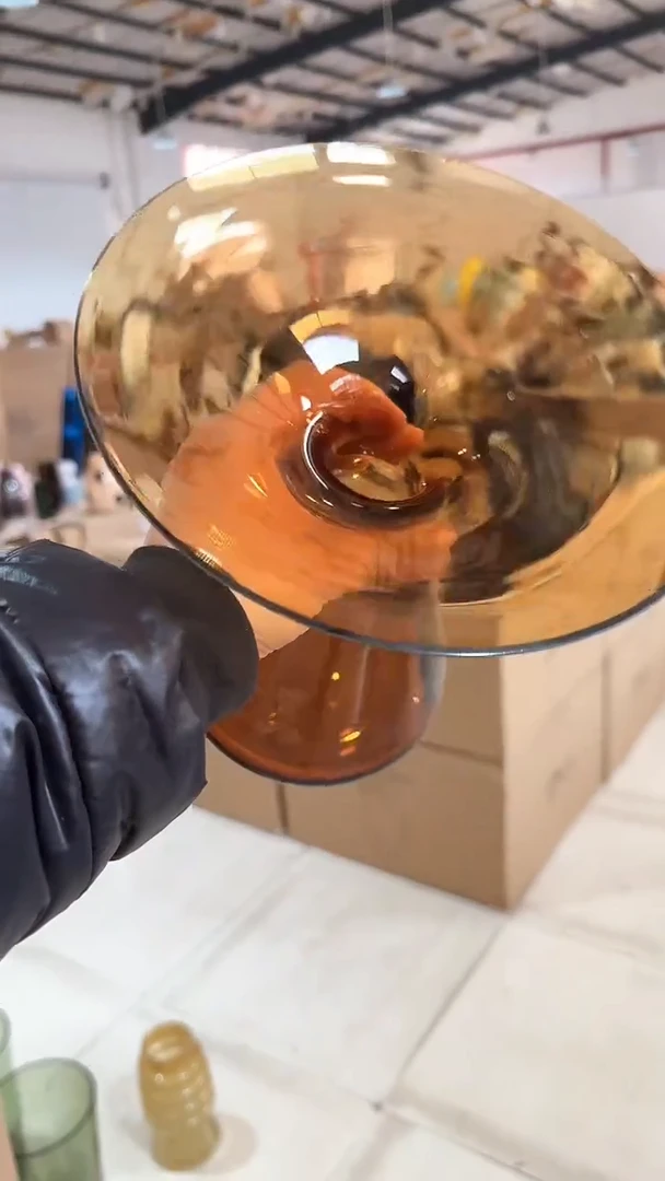 【闪购商品】玻璃琥珀敞口