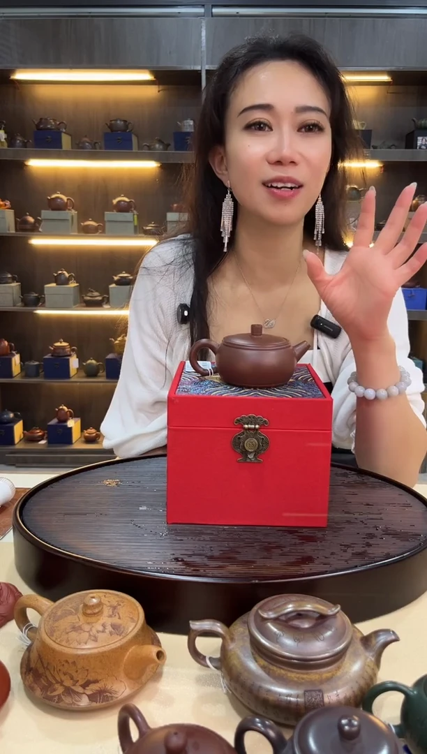 茶壶紫砂光器扁井栏 紫朱泥 徐霞
