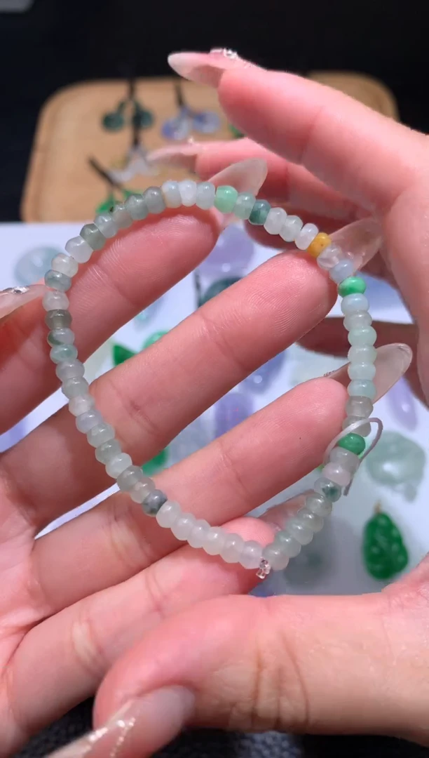 【闪购商品】翡翠手链未镶嵌手串