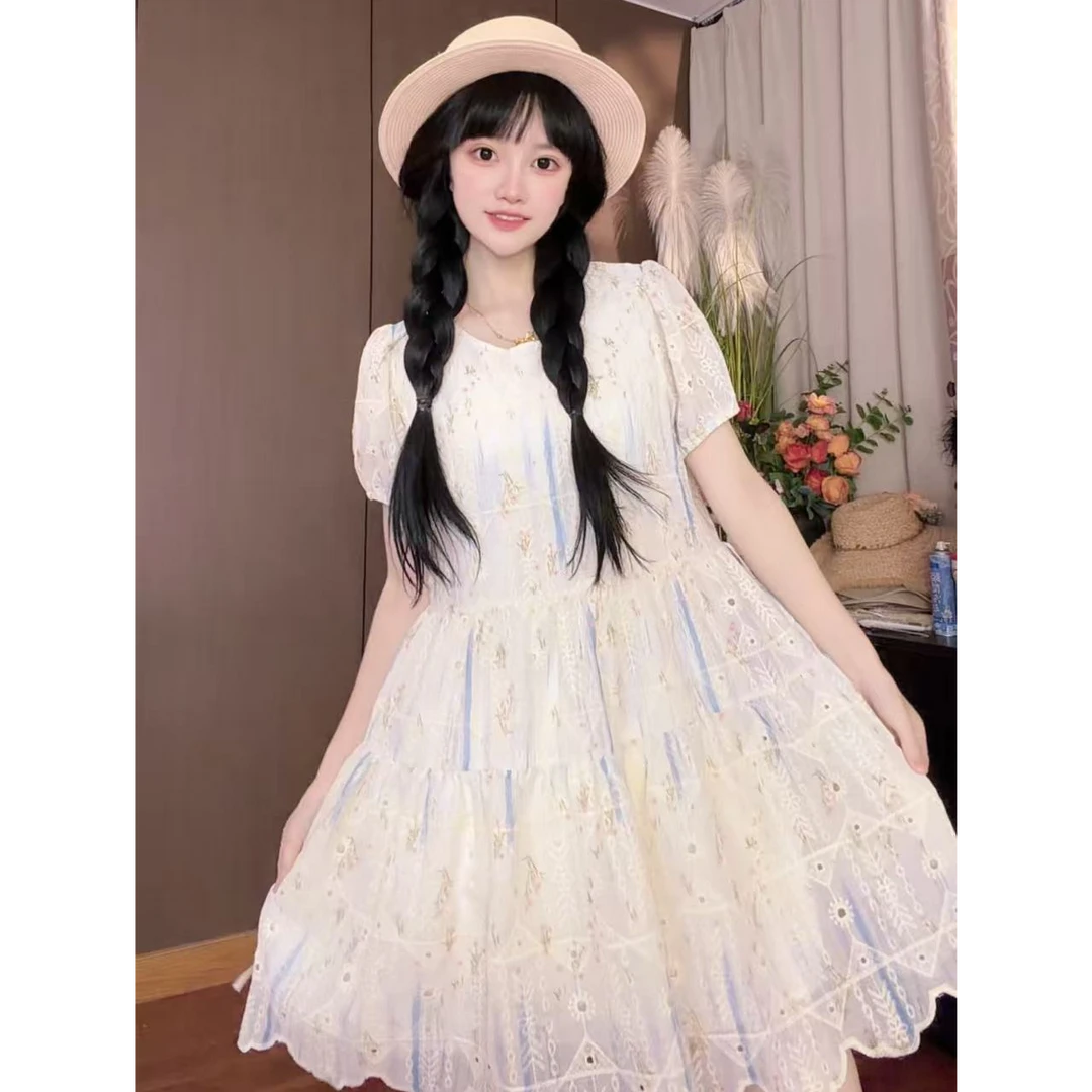 【星辰大海】(喜喜)夏季新款温柔显瘦重工刺绣显瘦大摆连衣裙