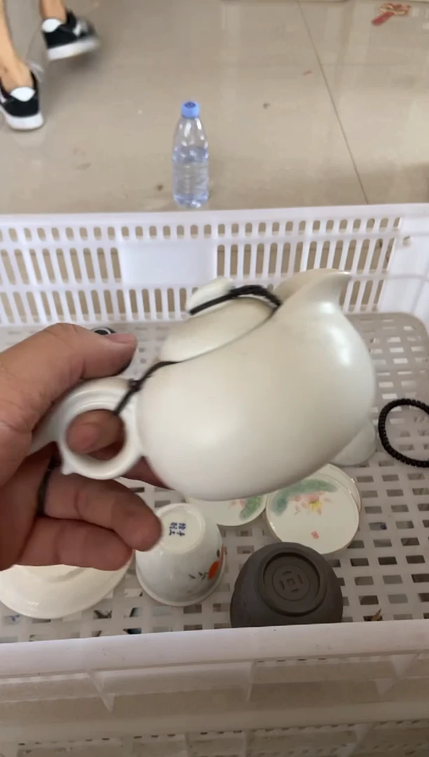 杯无运费险有瑕疵的摄影的产品有使用过的痕迹有点脏介意勿拍