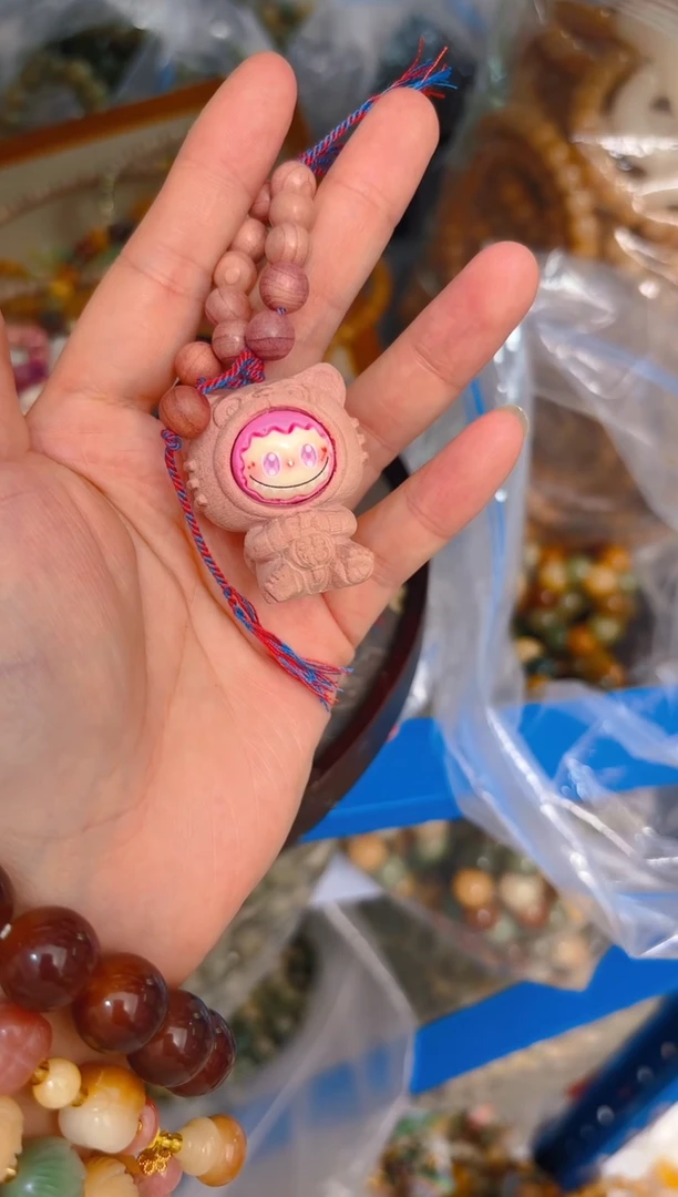 吊坠菩提根/象牙果拉布布  挂件一个