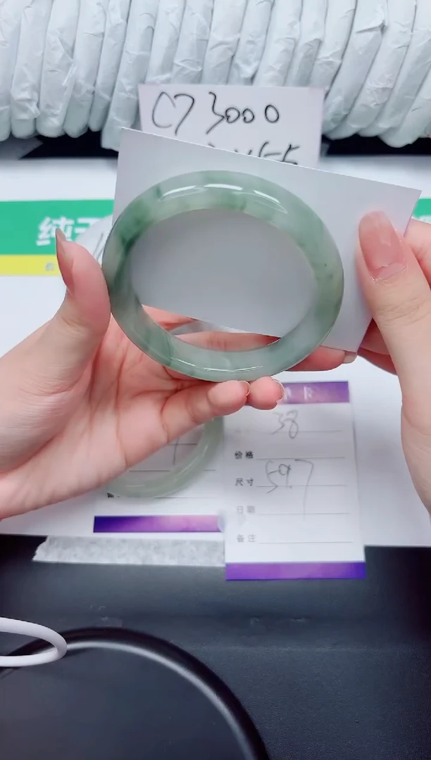 石英质玉手镯未镶嵌38-59.7