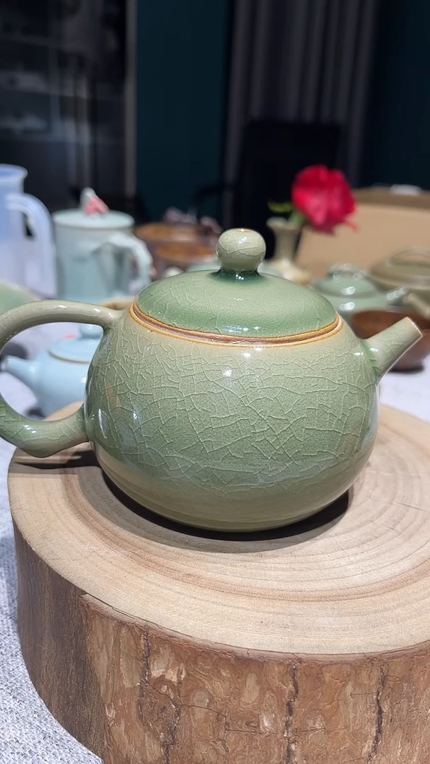 摆件陶原生态原矿葱绿西施壶