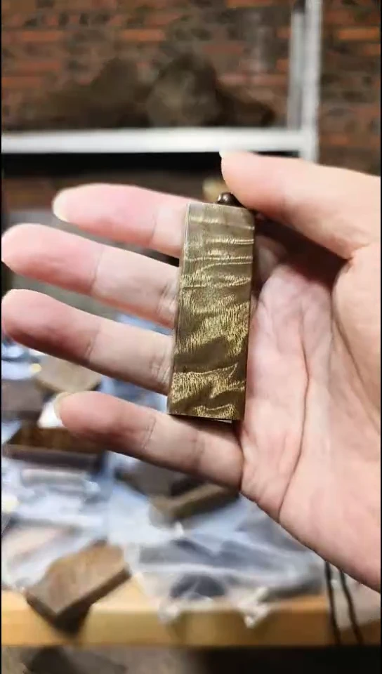 金丝楠无事牌脖挂