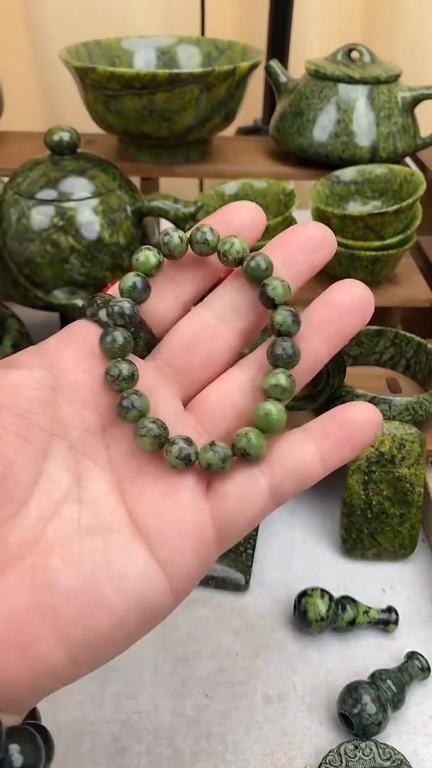 【闪购商品】蛇纹石玉手串未镶嵌手串
