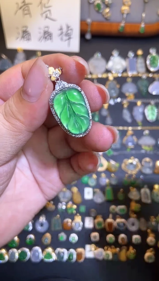 翡翠银S925镶嵌吊坠(不含链)1