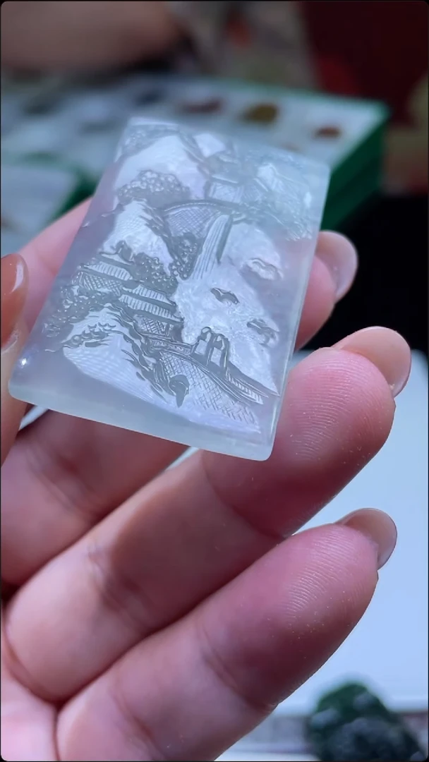 定制翡翠未镶嵌山水