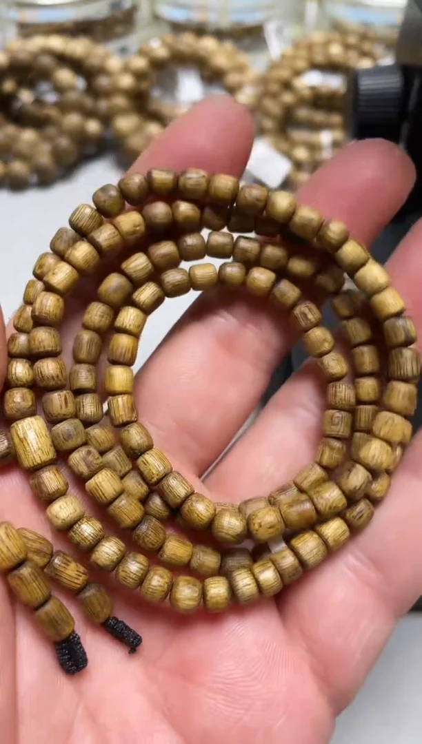 【闪购商品】沉香手串棋楠红金猊随型长串多样性发其一