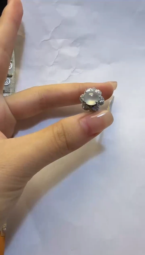 银S925镶嵌戒指翡翠925银镶缅甸A货翡翠戒指