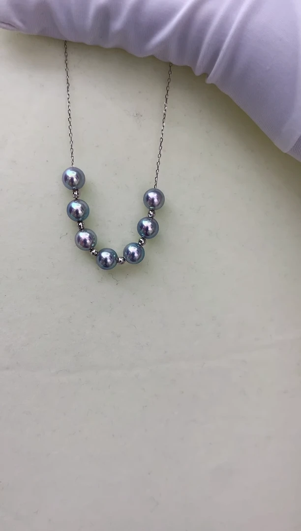 18K金镶嵌DA海水珍珠 灰珠微笑链6-6.5MM 7珠款 GD095