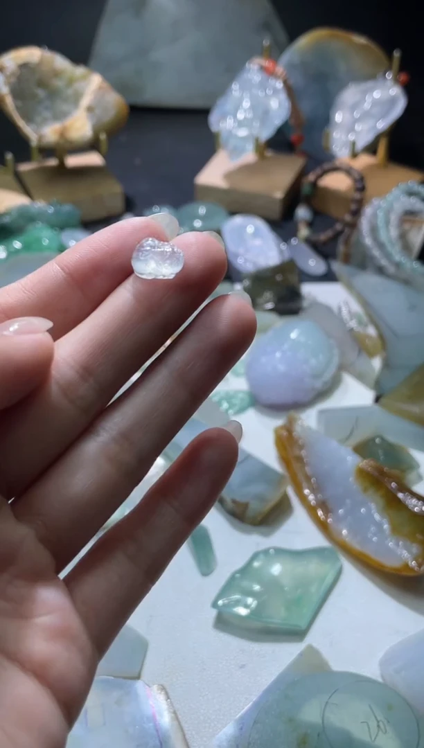 未镶嵌定制翡翠金蟾